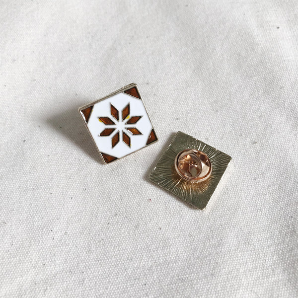Enamel Pin : Peranakan Tile