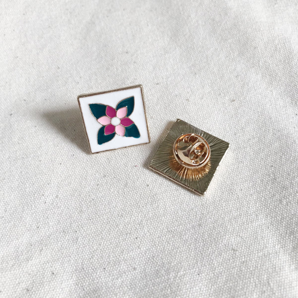 Enamel Pin : Peranakan Tile (A)
