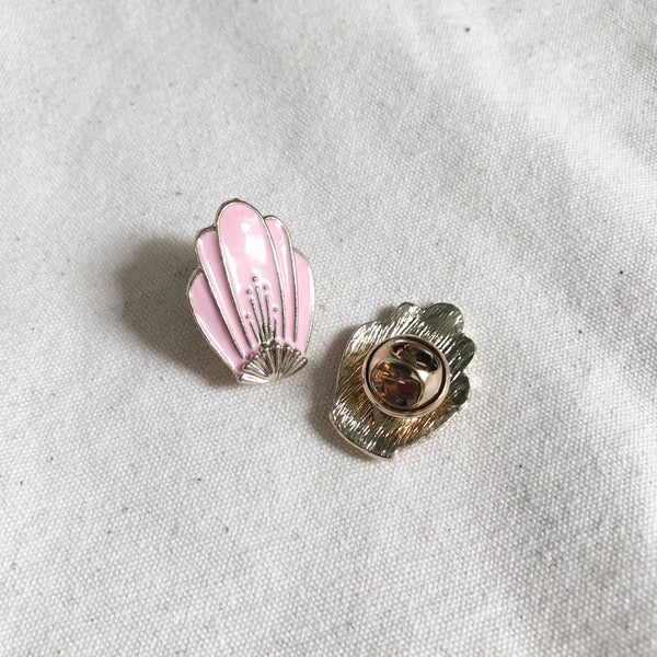 Enamel Pin : Pink Shell