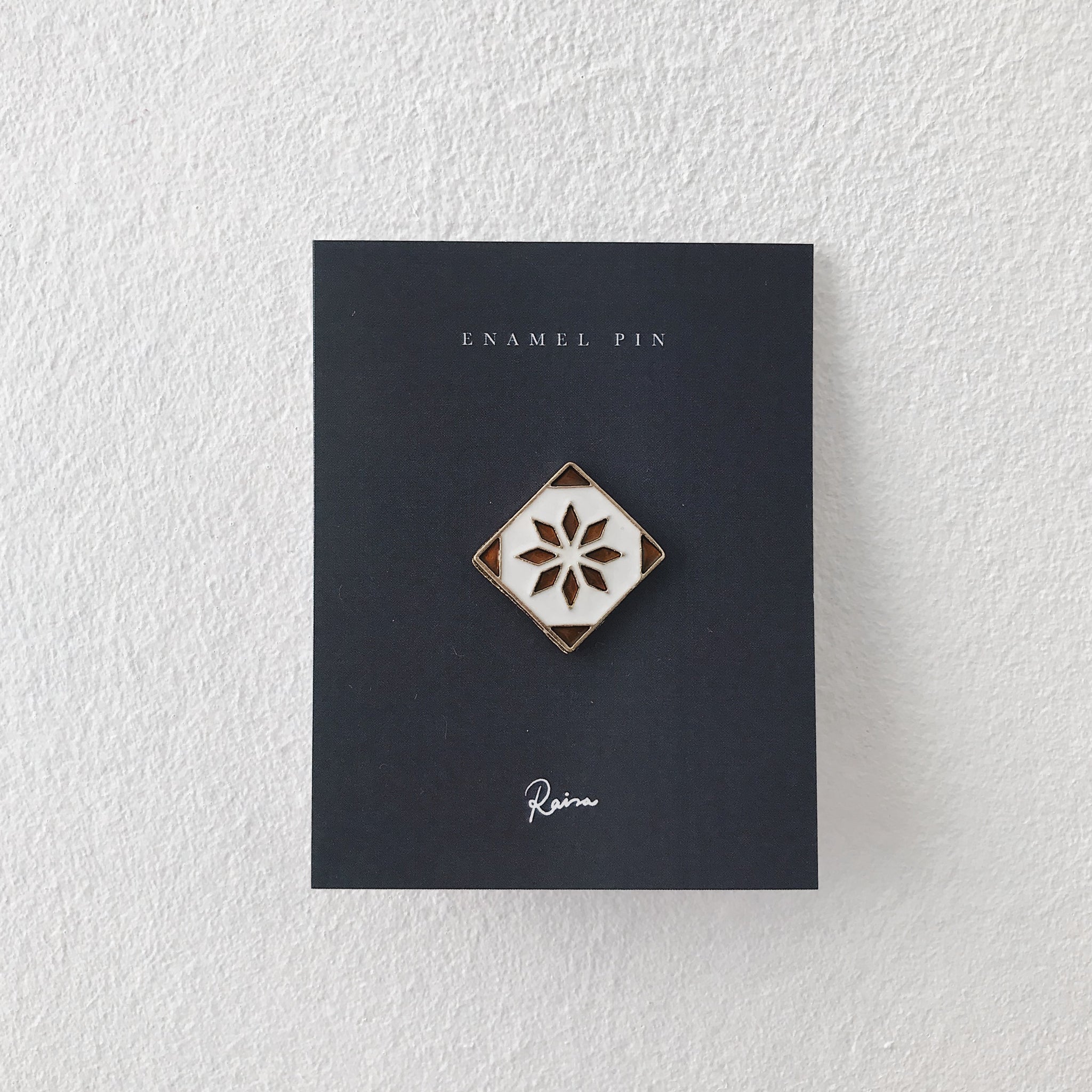 Enamel Pin : Peranakan Tile
