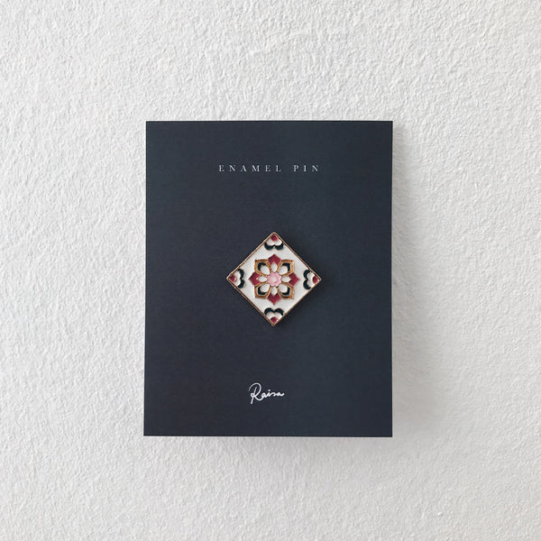 Enamel Pin : Peranakan Tile (C)