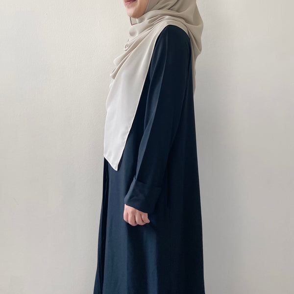 Tie-Back Shawl : Ivory