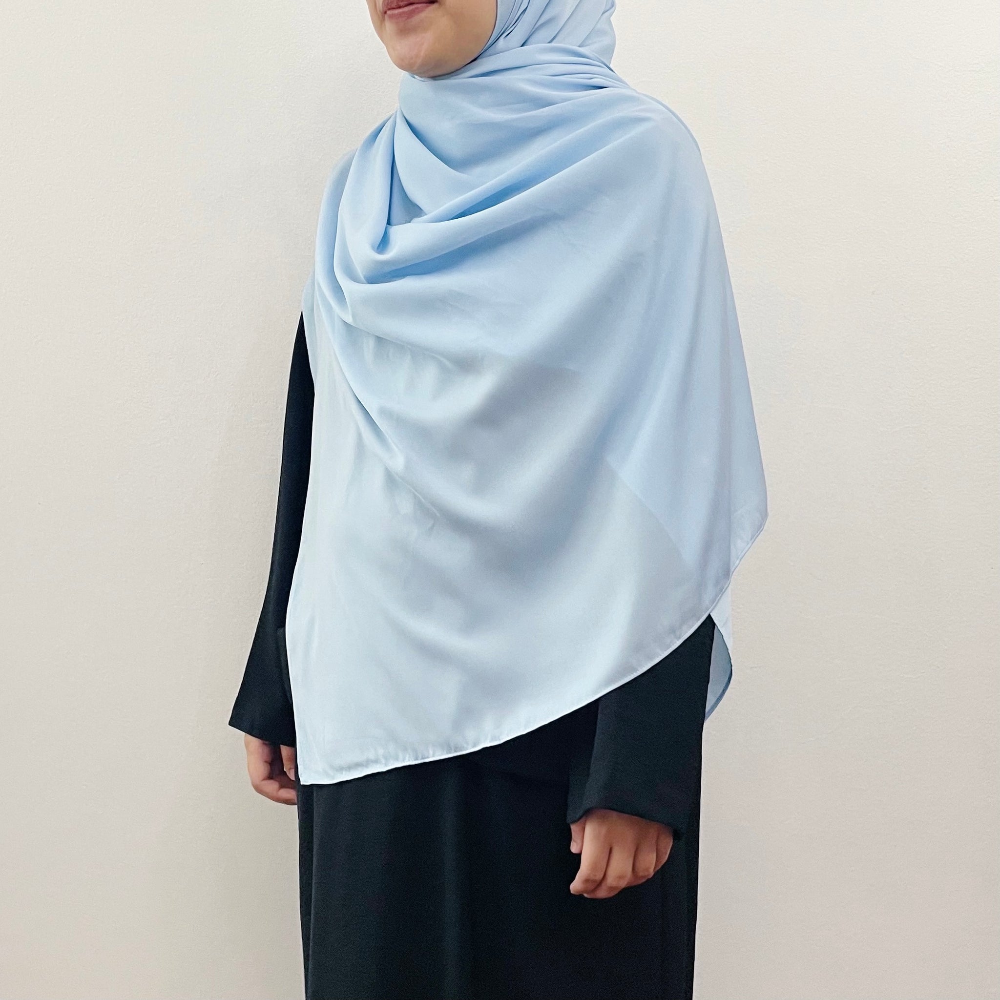 Super Wide Shawl (MS) : Light Blue