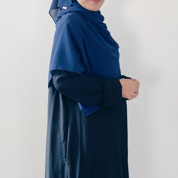 Tie-Back Shawl : Navy