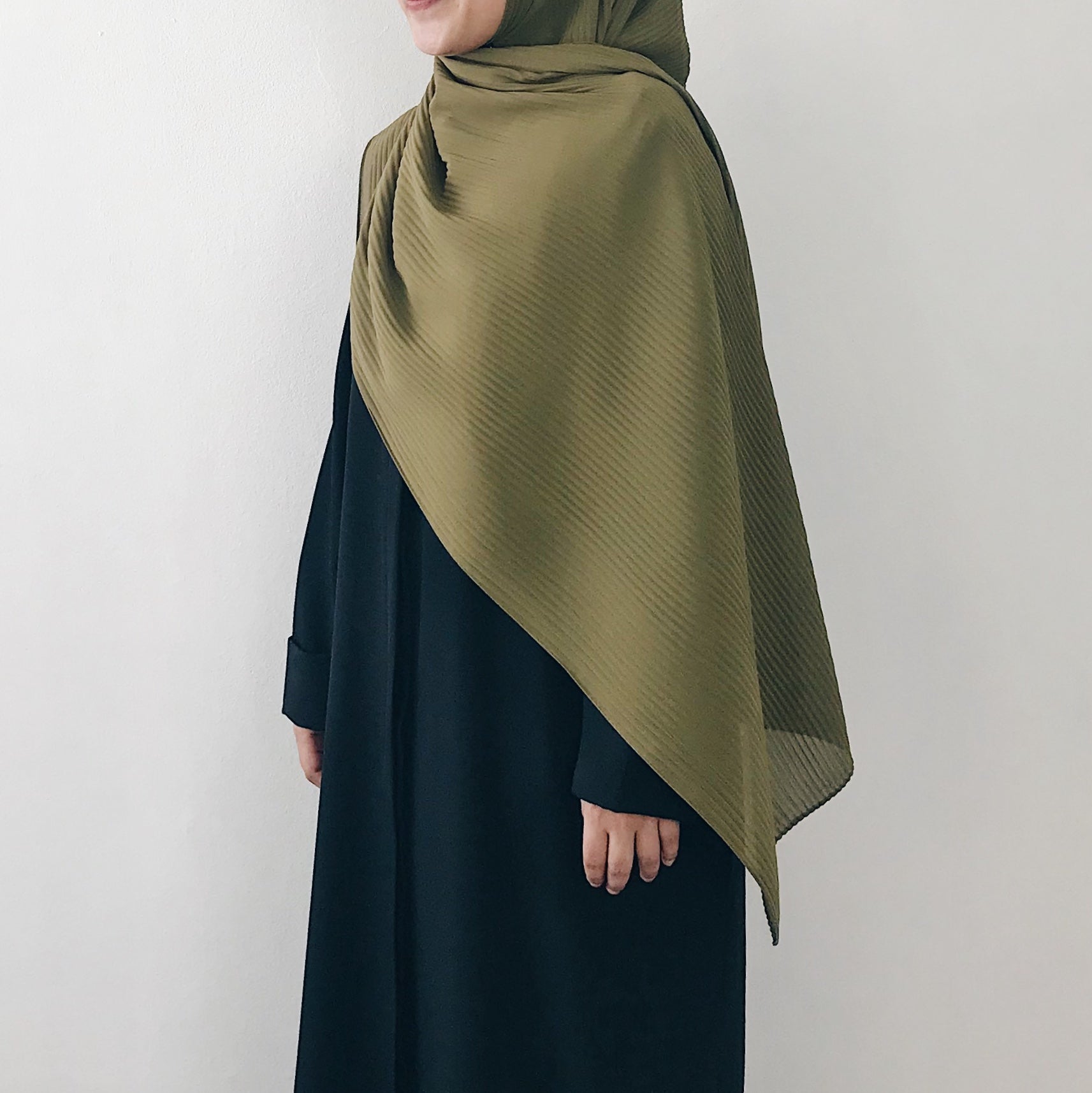 Pleats : Olive