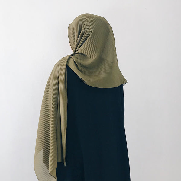 Pleats : Olive