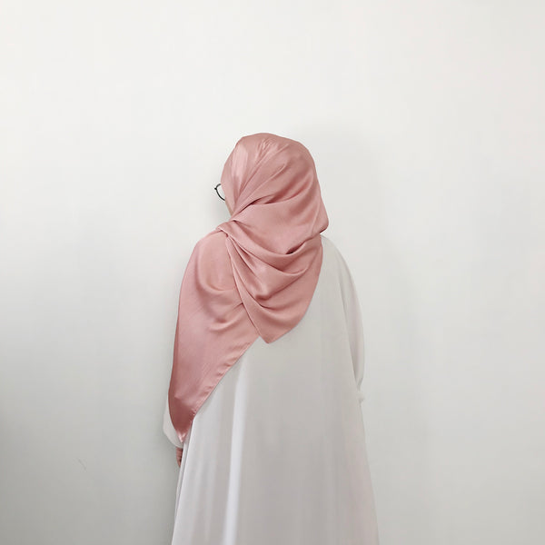 Textured Satin : Soft Peach