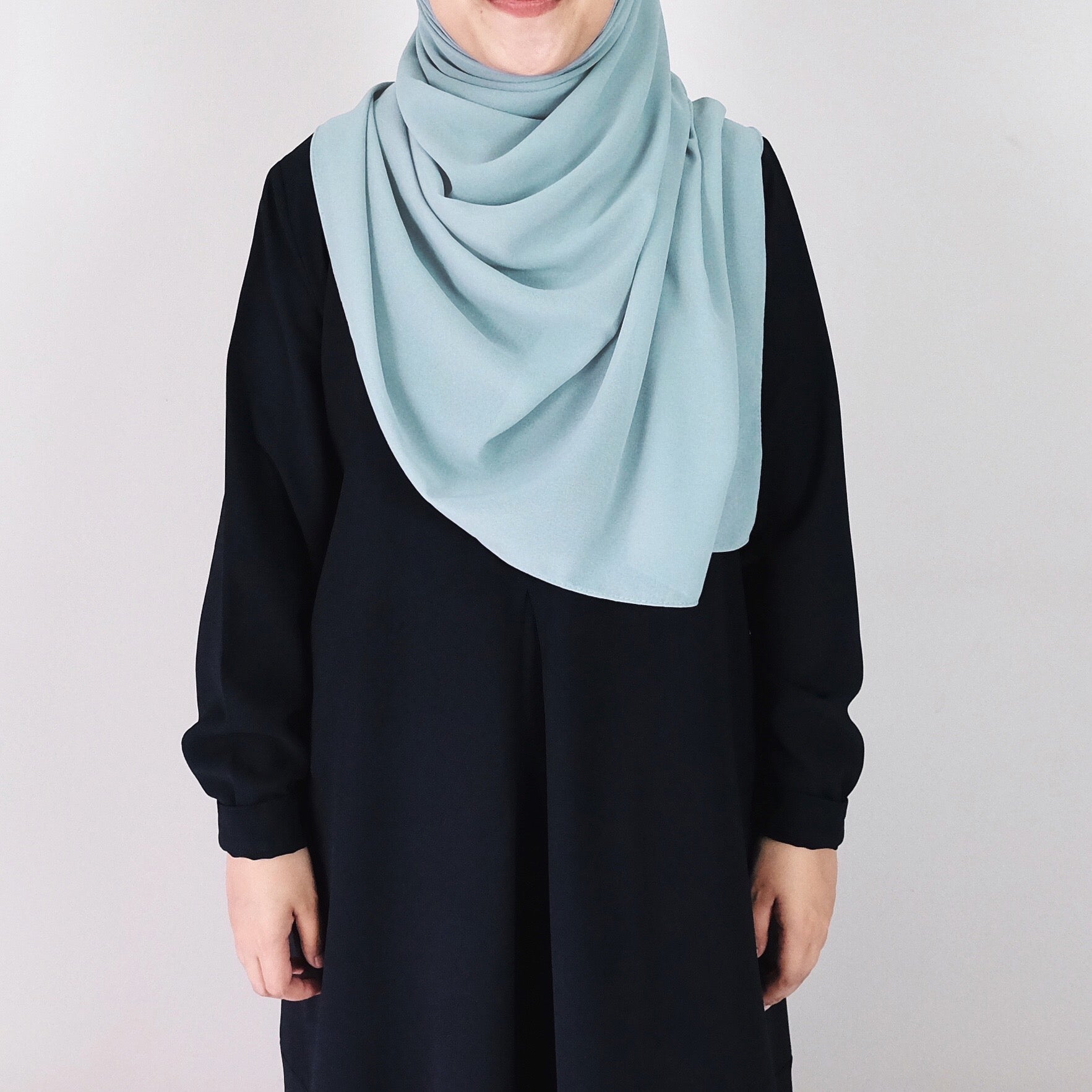 Basic Georgette : Tiffany