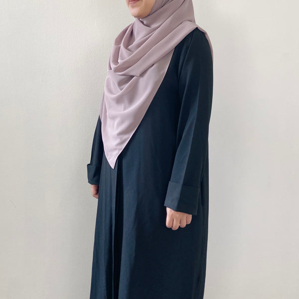 Tie-Back Shawl : Violet Grey