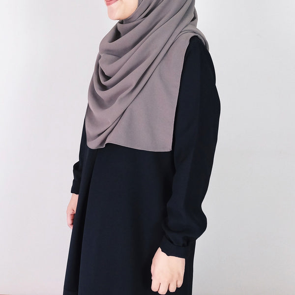 Basic Georgette : Warm Gray